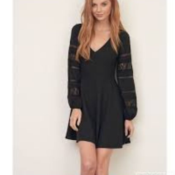 BLACK DRESS - Picture 2 of 11